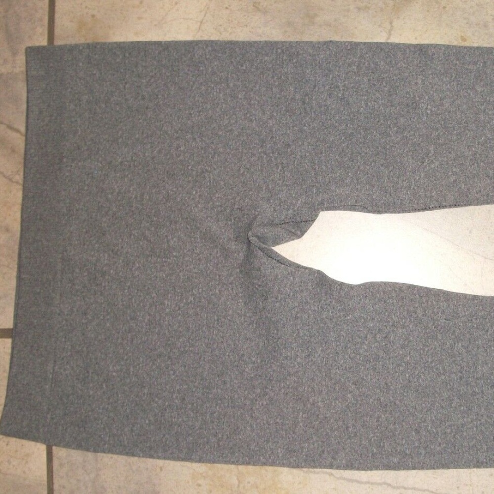 Silver One Brand Gray Capri Length Leggings S M